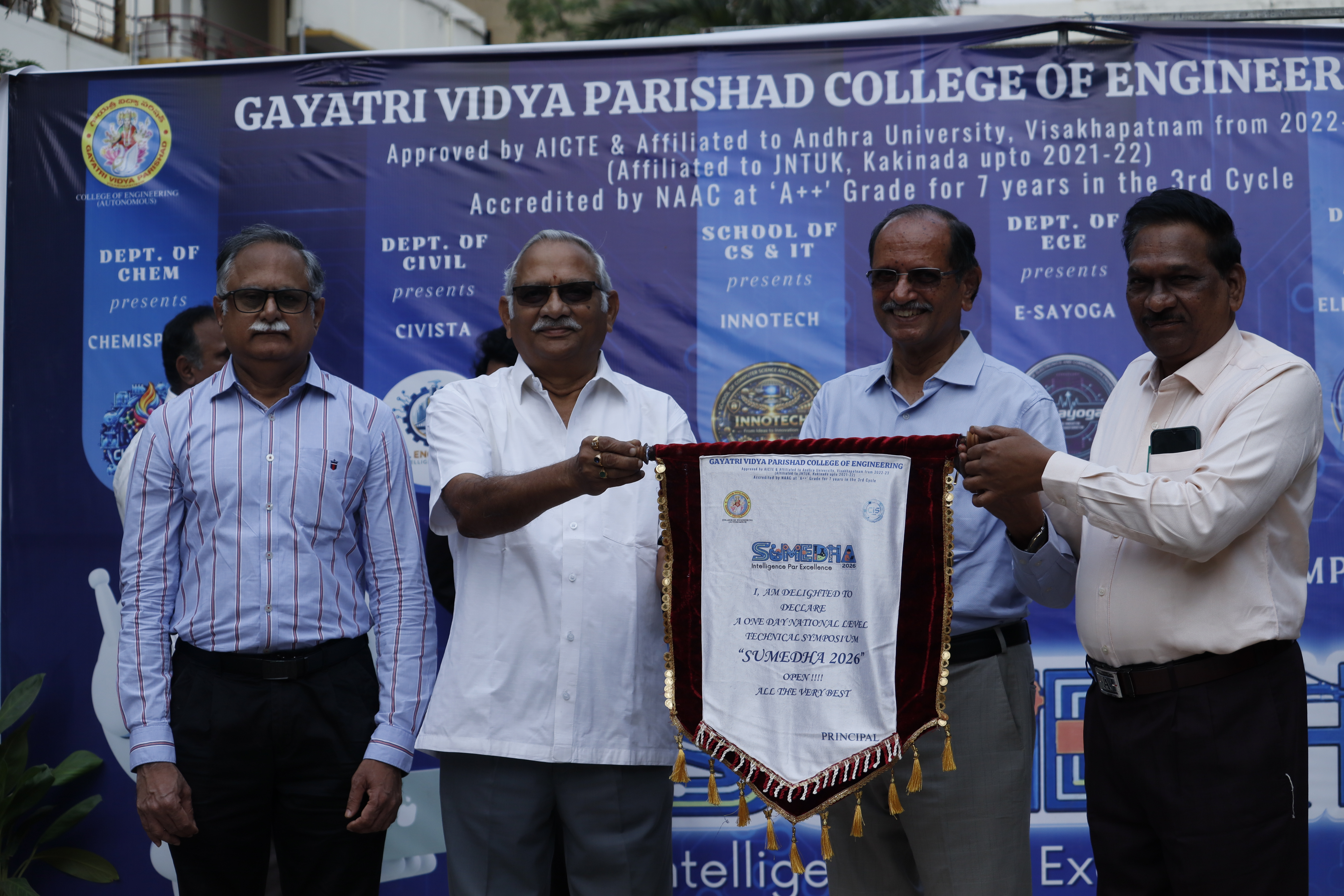 CIS gallery image sul